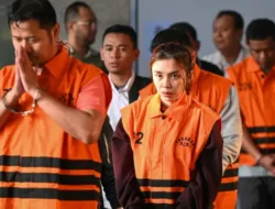 BREAKING NEWS! KPK Tetapkan Adik Kepala BNPB Tersangka Korupsi Dana Bencana, Uang Rp1,4 Miliar dan Emas Disita